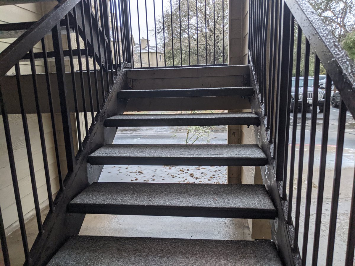 fertbottom's tweet image. Be careful walking today... 😉 #TexasFreeze #SwATX