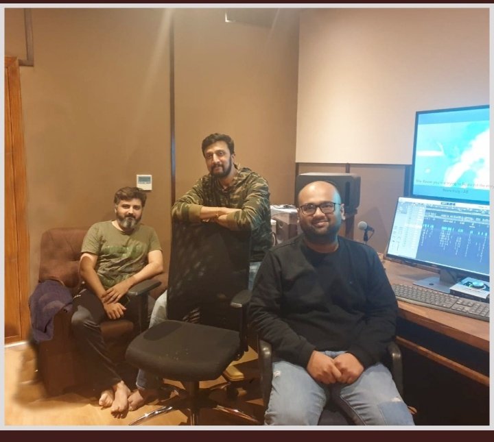BaadshahDHF's tweet photo. Baadshah @KicchaSudeep 👑

#VikrantRona @anupsbhandari 

#KicchaSudeep #VRUpdateSoon https://t.co/1UcnV5rQ7F