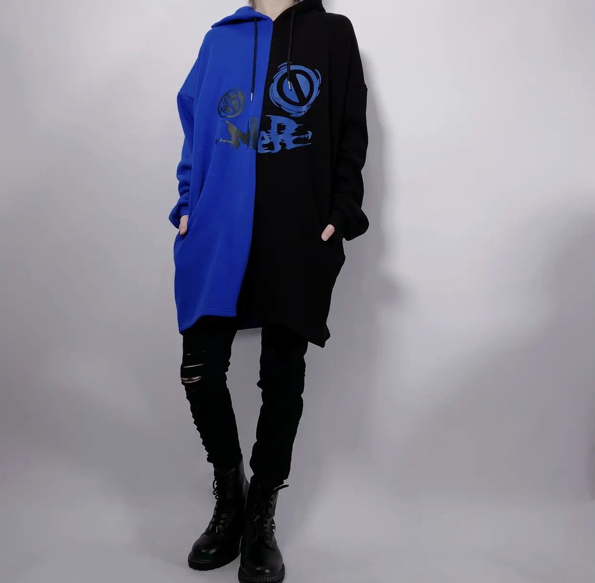 NieR_tokyo's tweet photo. 🎁本日〆切プレゼント企画🎁

裏起毛TWO-TONE LONGプルオーバー
【FACE LOGO】

🎁3名様にプレゼント🎁　

ユニセックスアイテムです🐰

◼応募方法
フォロー(@NieR_tokyo) &amp; RT
◼締切〆  本日24時

※鍵垢の方も対象内です。
是非ご参加ください🙇‍♂️🙇‍♀️ https://t.co/Zbz4CrYQXQ
