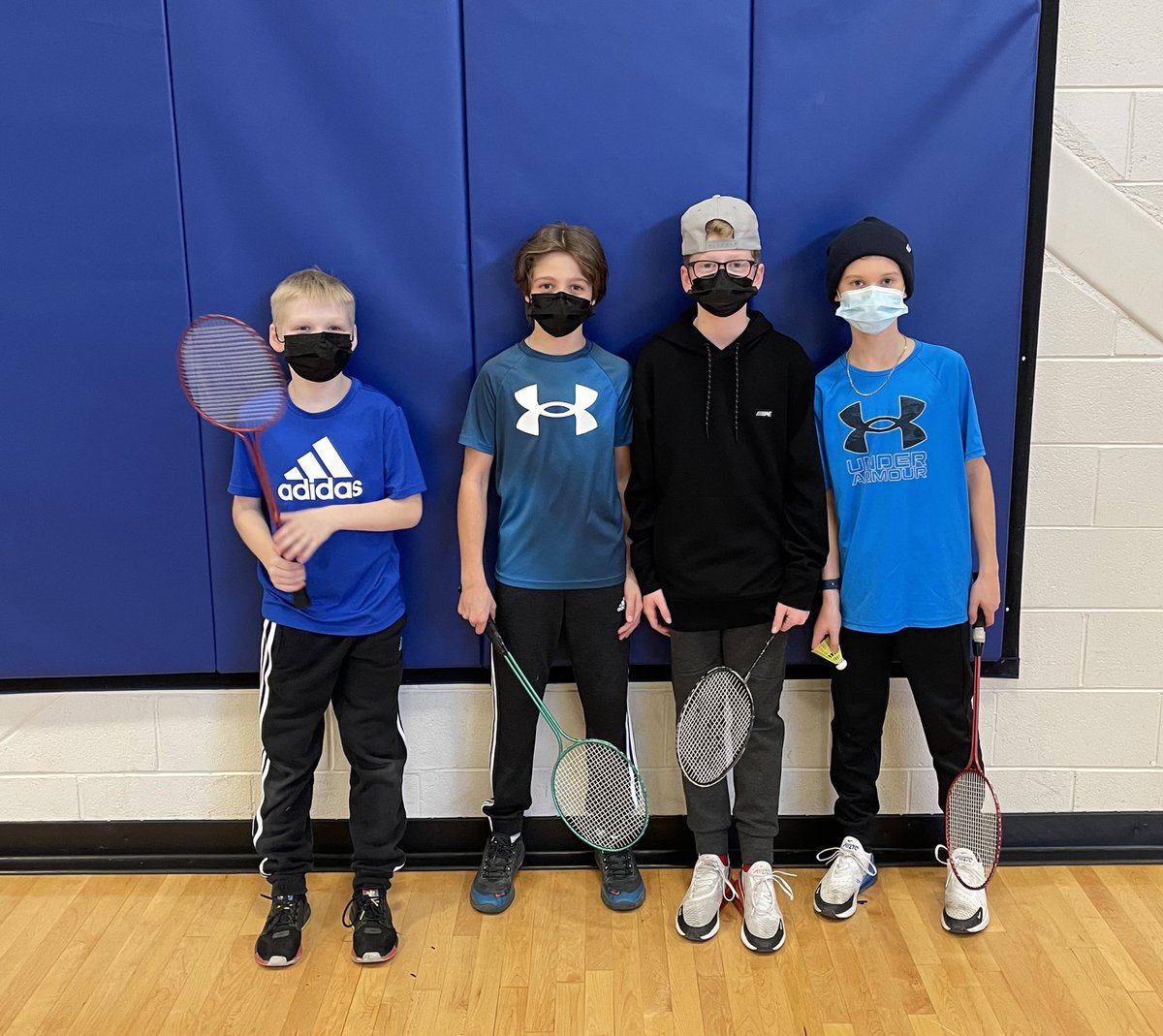 SPJH_PE's tweet photo. Pythons Phys.Ed classes are having a great time with our badminton unit since returning back to school! π @NLESDCA @MPSportAlliance @SPJHPythons @schoolsportsnl #ActivePythons https://t.co/YbCdmWjnke