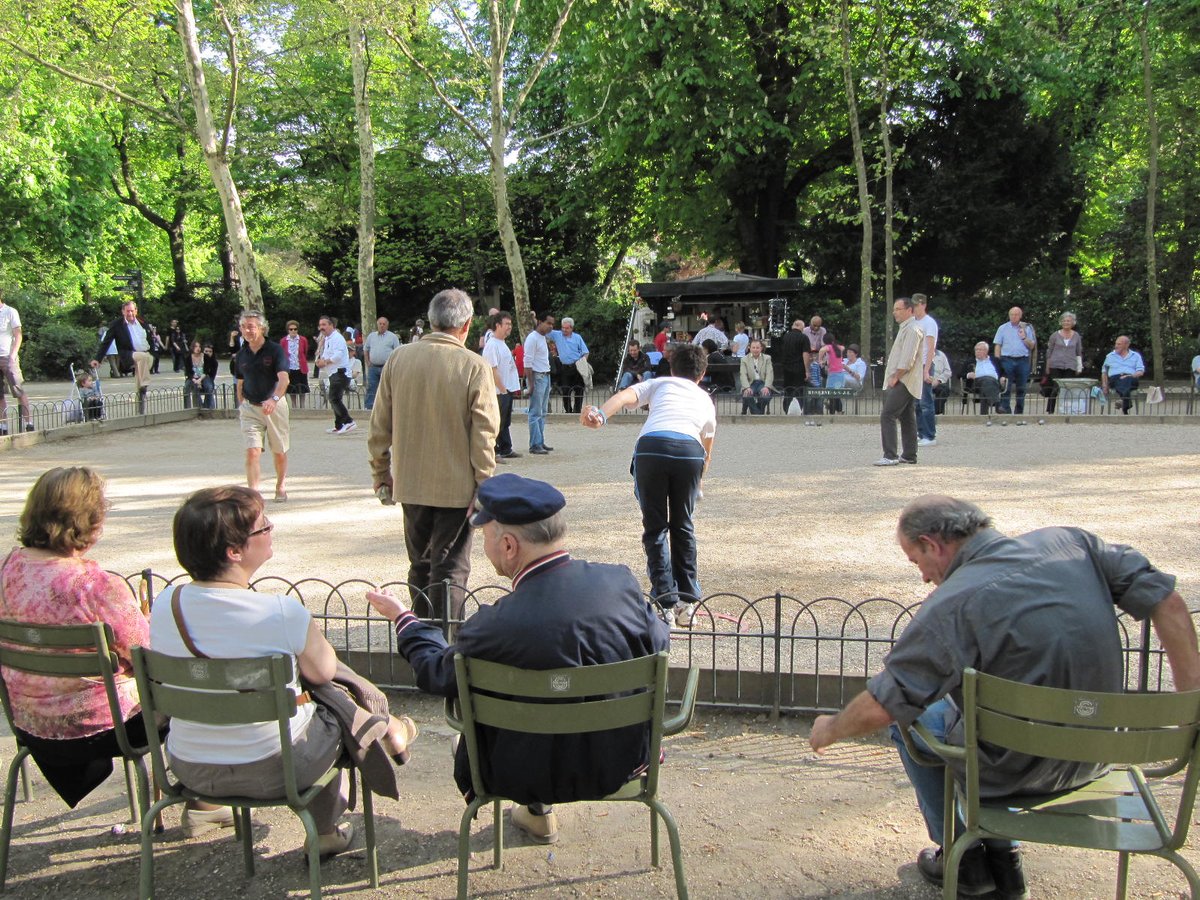 How can urban #Parks help us live Older, Healthier, Happier? Learn how, this Tuesday Feb. 8, 11am EST. Presenters from Finland, USA, Canada. A Walk in the Park with Gil. Invite <a href="/880Cities/">8 80 Cities</a> <a href="/WUParks/">World Urban Parks</a> FREE webinar. Registration: bit.ly/32JJkas