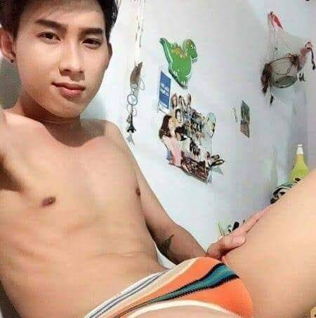 Longpha19918740's tweet photo. Co ai kết bạn với minh ko buồn qua may chị oi https://t.co/QRDPxQoSuL