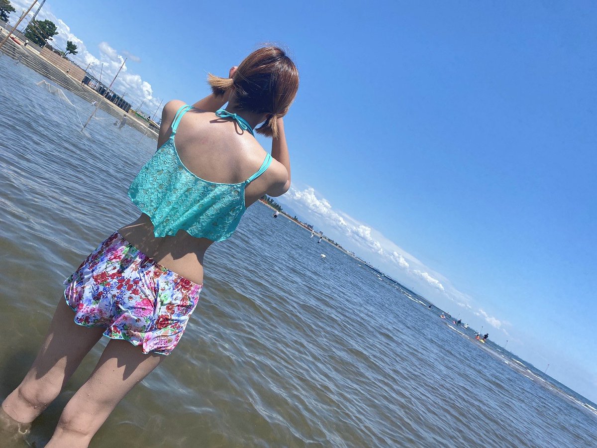 結構ストッキング欲しいヨォ！って方いた🥺✨
買ってもいいよぉ〜って言う人DMください✨✨