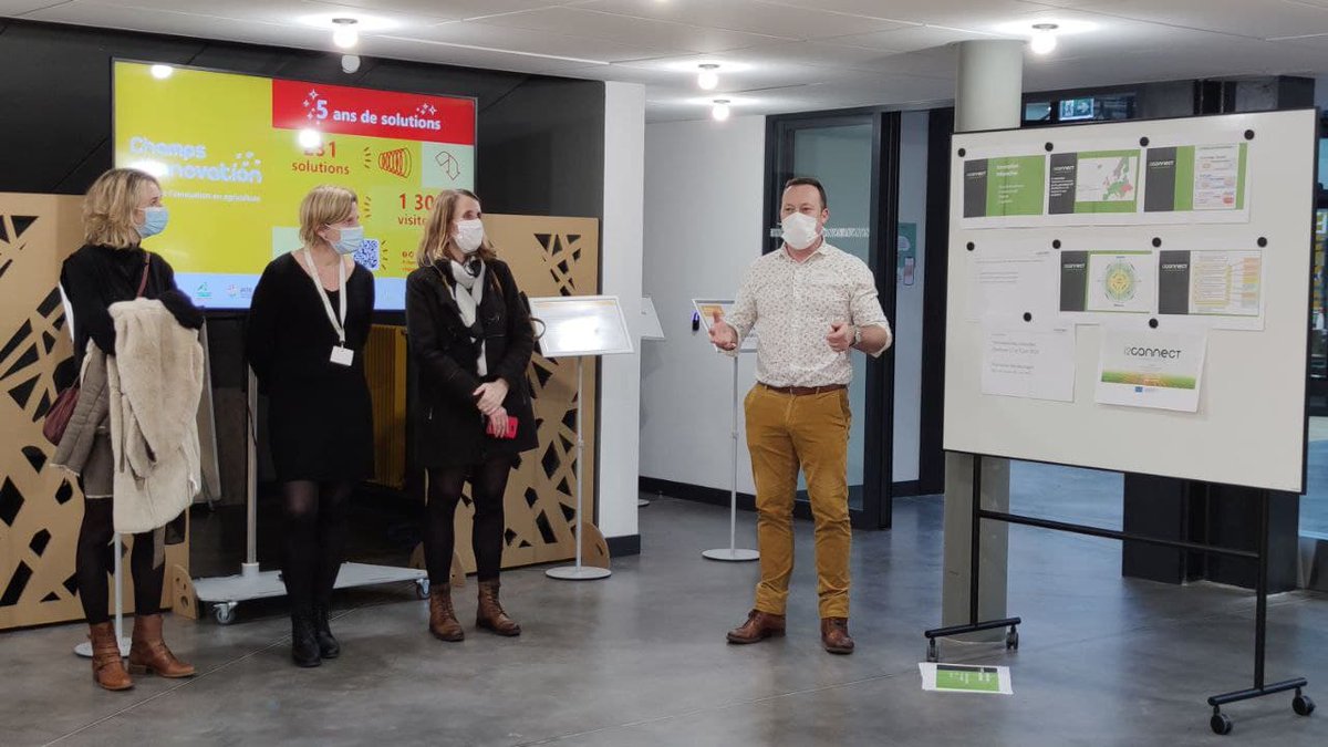 Agri_Normandie's tweet image. Prendre de la hauteur dans ses projets multipartenariaux avec @i2connect_EU 
Au forum #ChampsdInnovation, @UgoDENISUgo anime une démonstration de cercle de cohérence qui facilite la mise en commun des compétences de chacun
#Agriculture #InnovationInteractive