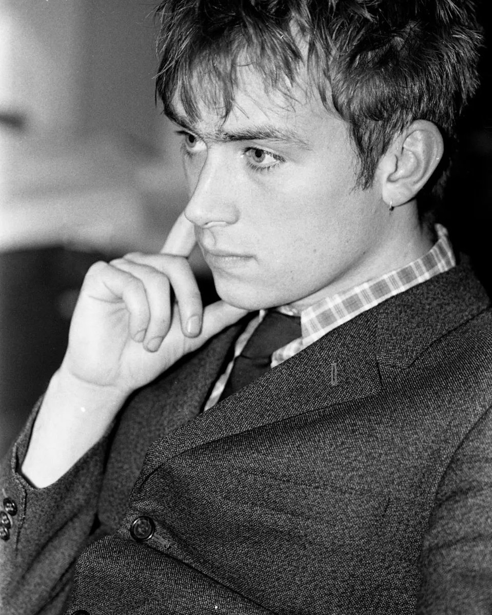 Damon Albarn Unofficial tweet media