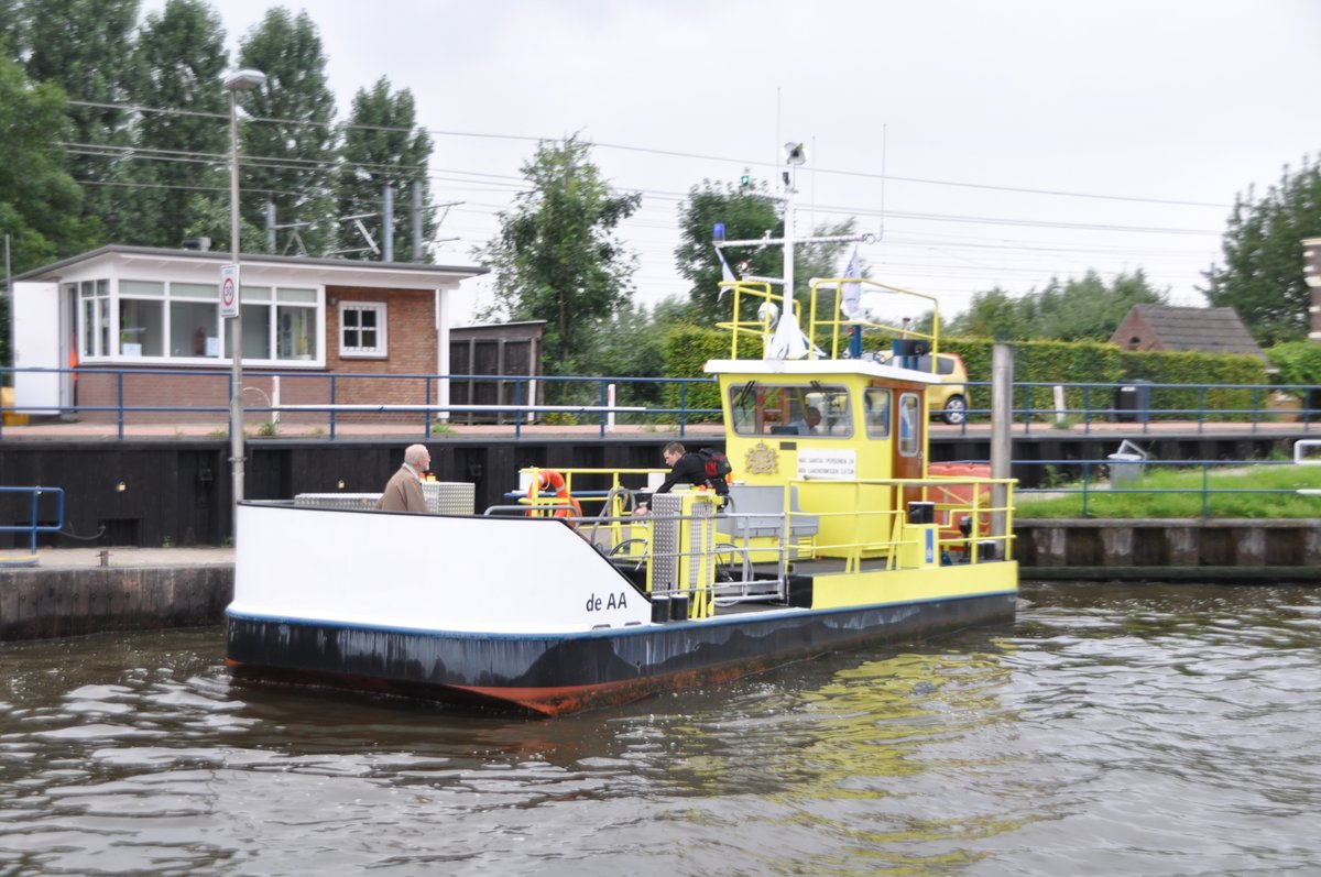 Het uit de vaart halen van <a href="/PontjeAA/">Veerpont de AA</a> is voor de VVD onbespreekbaar. Wij staan volledig achter het standpunt van het college. Ook verwachten wij van de minister dat hij dit besluit niet neemt zonder alternatief en hebben goede hoop dat <a href="/Rijkswaterstaat/">Rijkswaterstaat</a> snel tot inkeer komt.