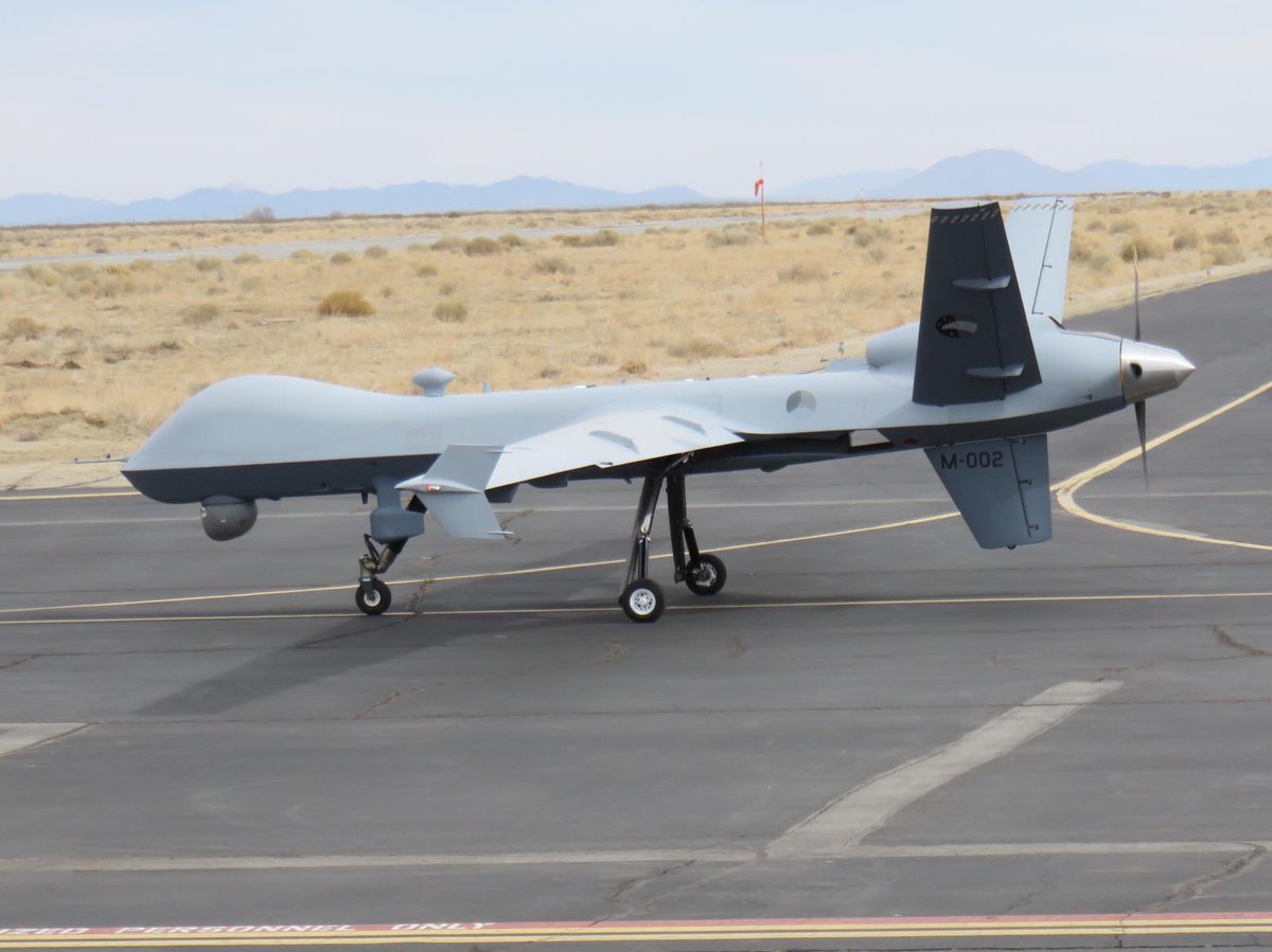 Acceptatievlucht 1e NL MQ-9 Reaper is goed verlopen: die is binnen! Belangrijke mijlpaal; overige drie toestellen volgen zsm. <a href="/GenAtomics_ASI/">General Atomics Aeronautical Systems, Inc (GA-ASI)</a> <a href="/Kon_Luchtmacht/">Koninklijke Luchtmacht</a> @Defensie_DMO