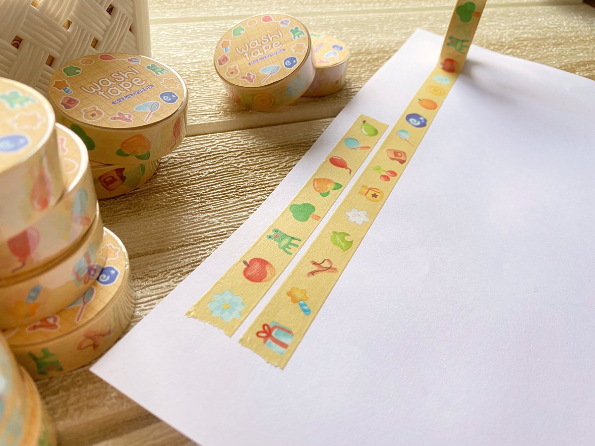 bubusnook's tweet photo. Otra de las cositas que podéis ver este domingo en mi tienda 🥺 son mis primeros washi tapes y cómo no, obviamente de animal crossing!! 

¿Qué os parecen? 🥺🥰 https://t.co/Iu6gOqPBom
