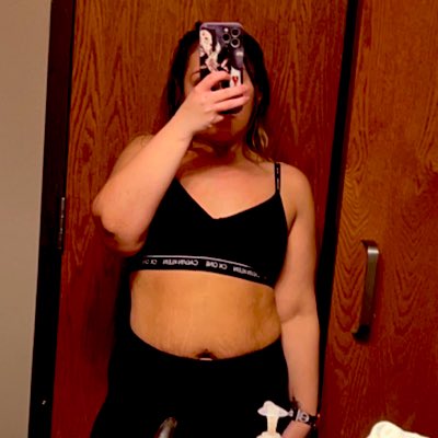 beccabutt98's tweet photo. #NewProfilePic https://t.co/wiGqY20Zd0