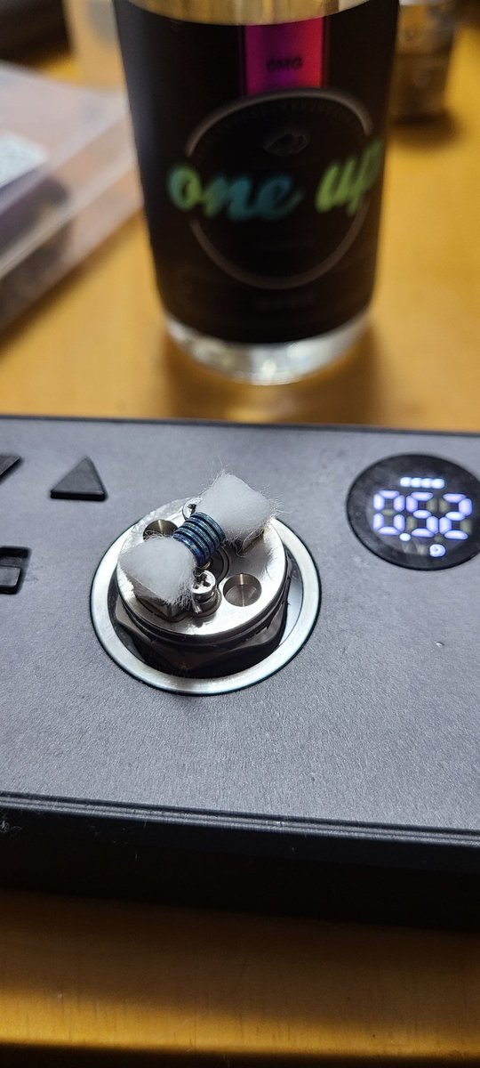 VAPERsaymo's tweet photo. 上手くできたように見える
あとは美味いかどうかだ
#VAPE好きと繋がりたい
#BISHOP
#one_up https://t.co/ccf1pGMdzR