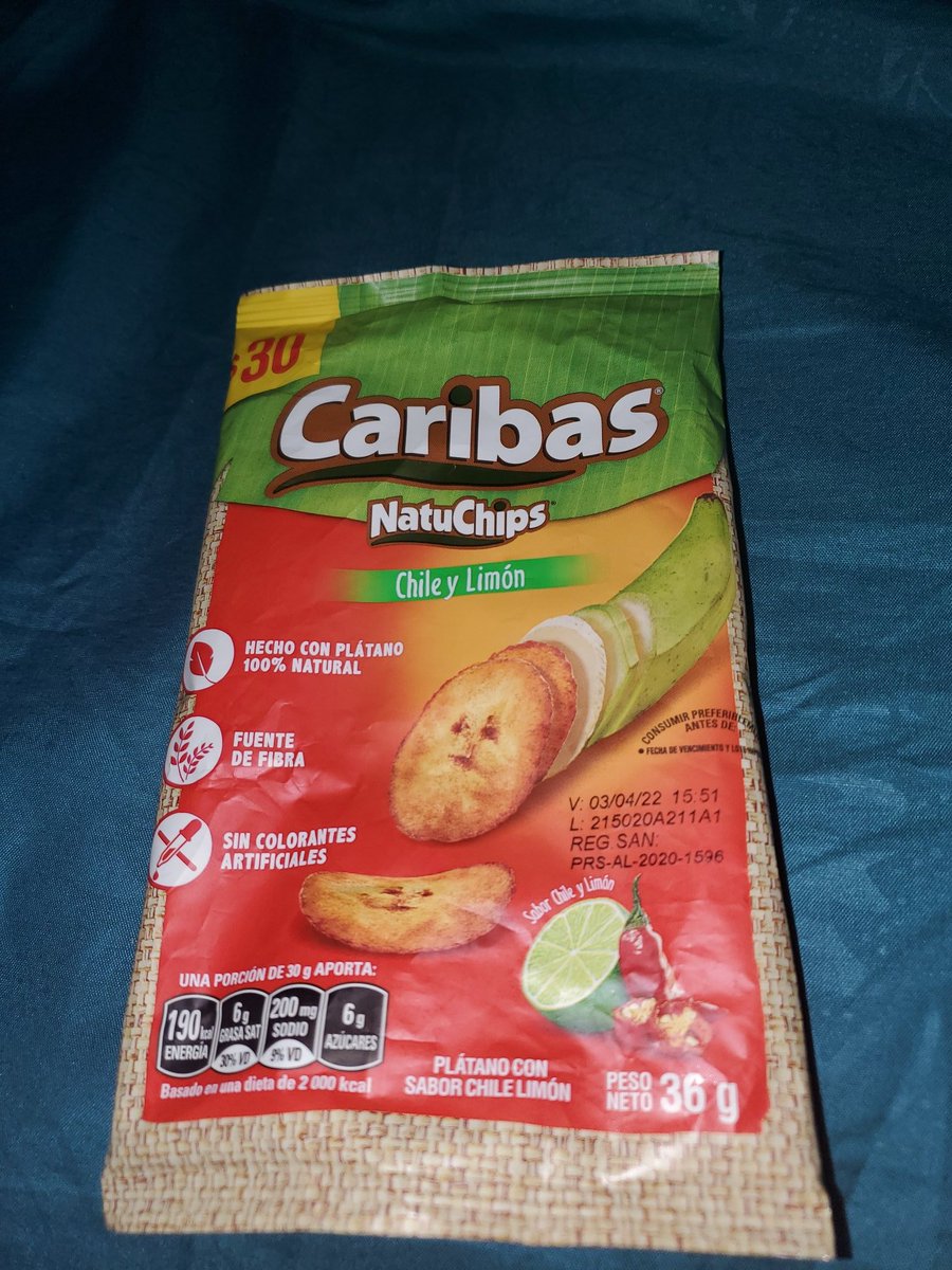 En otras palabras.. Esta vaina me tiene como los Fandangos que no me puedo comer una son 3-4 obligao.. Que Buenas son rayos 🤤