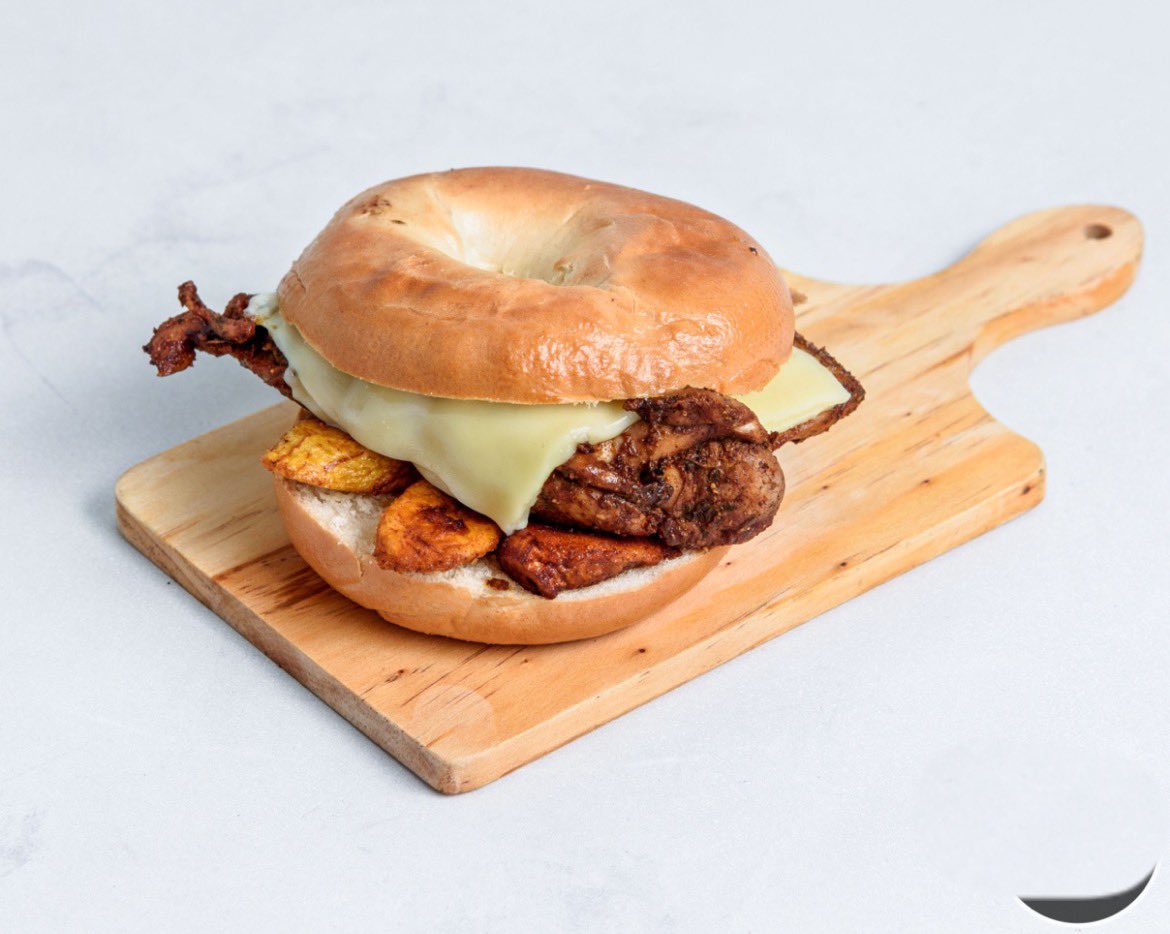 Kee_LDN's tweet image. Pictures came out clean asf 😍😍 Will be on Uber eats very soon!