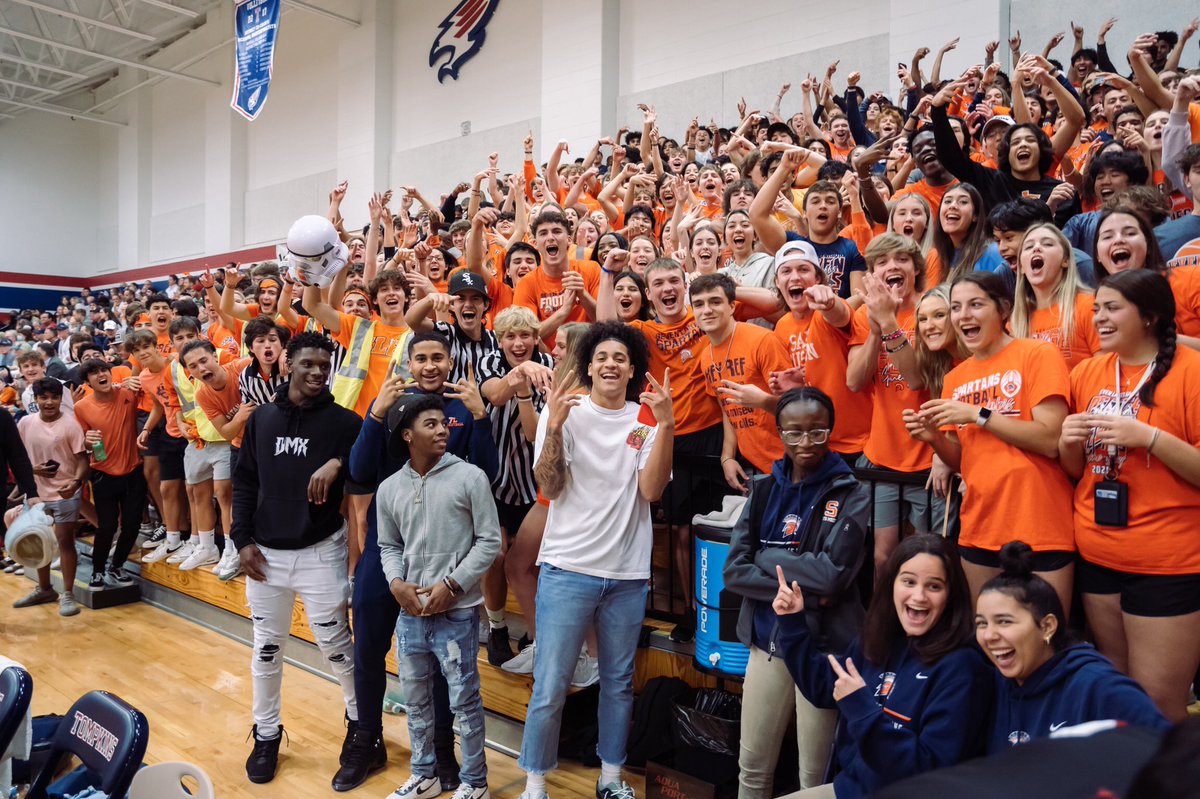 <a href="/camwilderr/">Cam Wilder</a> hit the #selfie with <a href="/SpartanCrazies_/">THE Spartan Crazies</a> going absolutely nuts last night. 

RT if you see yourself!!
