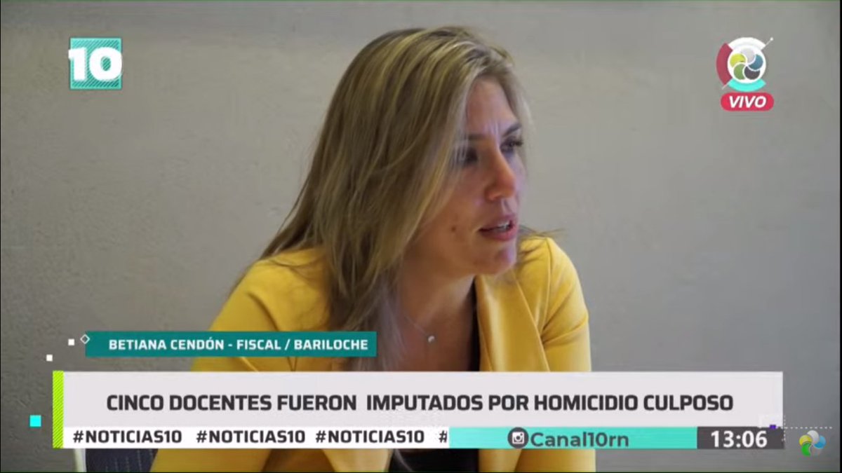 CANAL10ok's tweet image. #Noticias10 - #Bariloche | Cinco docentes imputados por la muerte de una alumna de 12 años el pasado diciembre, en el lago Gutiérrez.
La niña concurría a la Escuela N°273 #AyenHue.  
En #Noticias10Mediodía conocemos los detalles con la fiscal del caso: youtu.be/0QN2tohgKJE