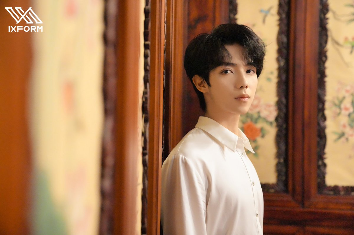 Drama - #后浪
Genre - Modern drama on Chinese traditional medicine 
Rumored cast - #ZhaoLusi, #WuGang, #LuoYizhou 
Produced by Youku
Filming slated to begin soon