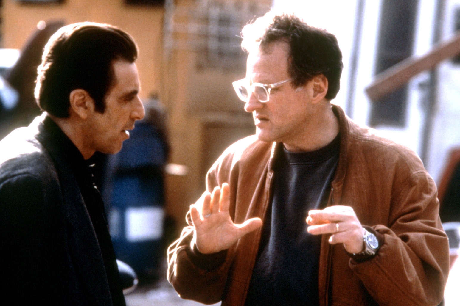 Happy 79th to birthday boy Michael Mann, seen here on the set of HEAT with Al Pacino 