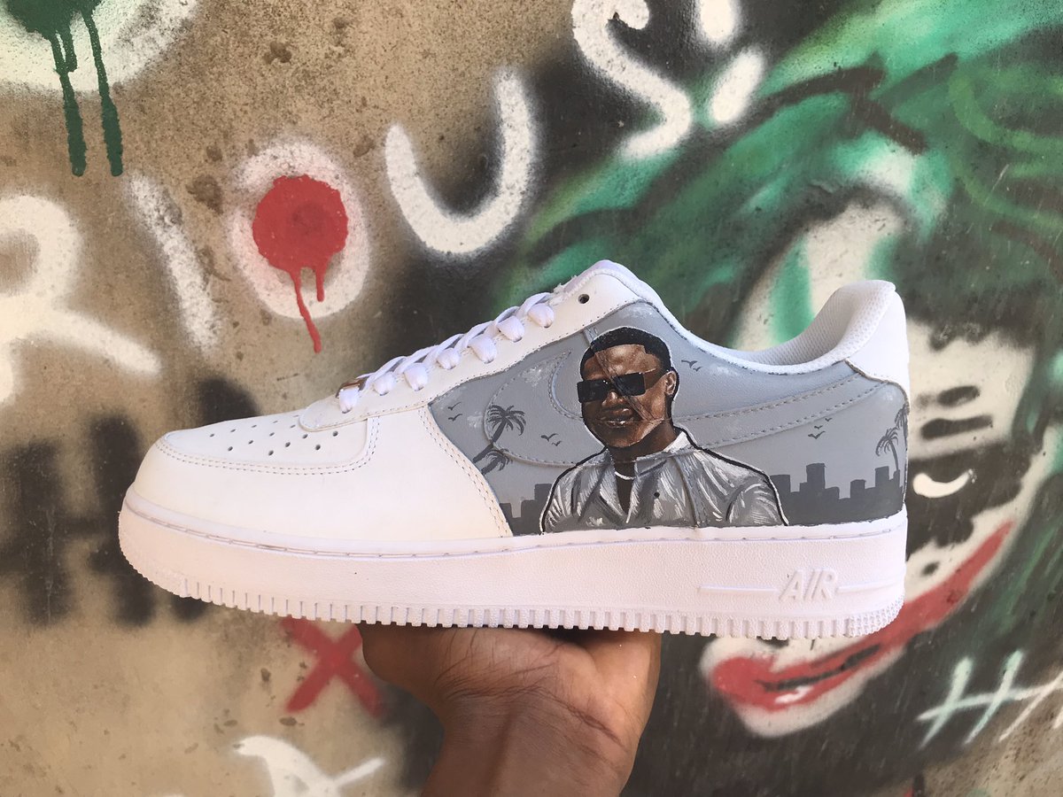 sheriffeyisitan's tweet image. Hello, I'm Sheriff...I'm a Nigeria-based custom sneaker artist...I do only hand painted customs... Kindly RT💚