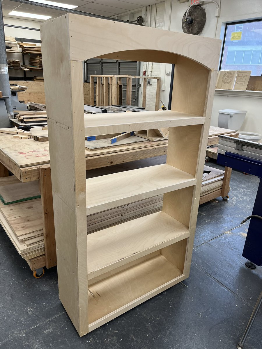 Mr. Leonard tweet media