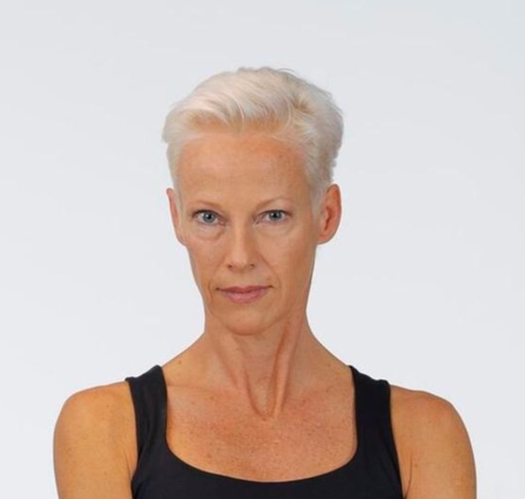 ceezennie's tweet photo. iwie musste ich an sie denken #GNTM https://t.co/LSxCyCJo3D