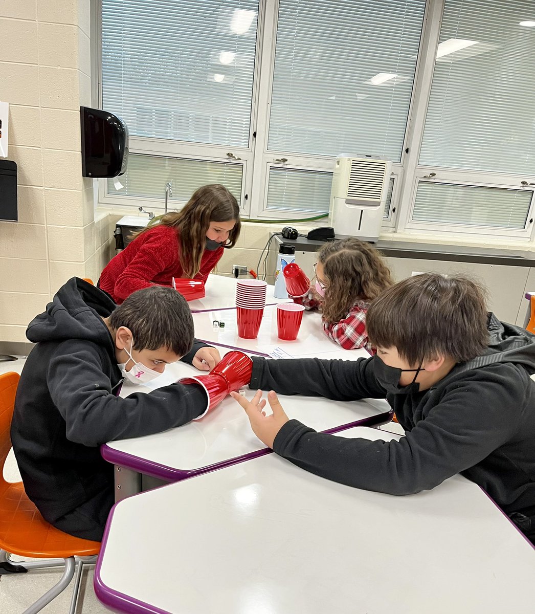Playing games in the Lunar New Year party today! #cherokeeinspires #findingjoy67 <a href="/CherokeeD67/">Cherokee School</a>