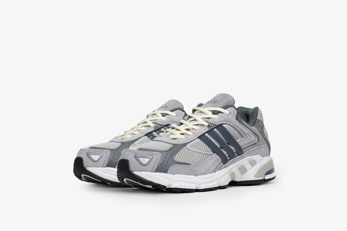 hanonshop's tweet photo. adidas Response CL is available to buy ONLINE now!
#hanon #adidas #adidasresponse 
https://t.co/heyjo89meV https://t.co/8mVe8OFVfz
