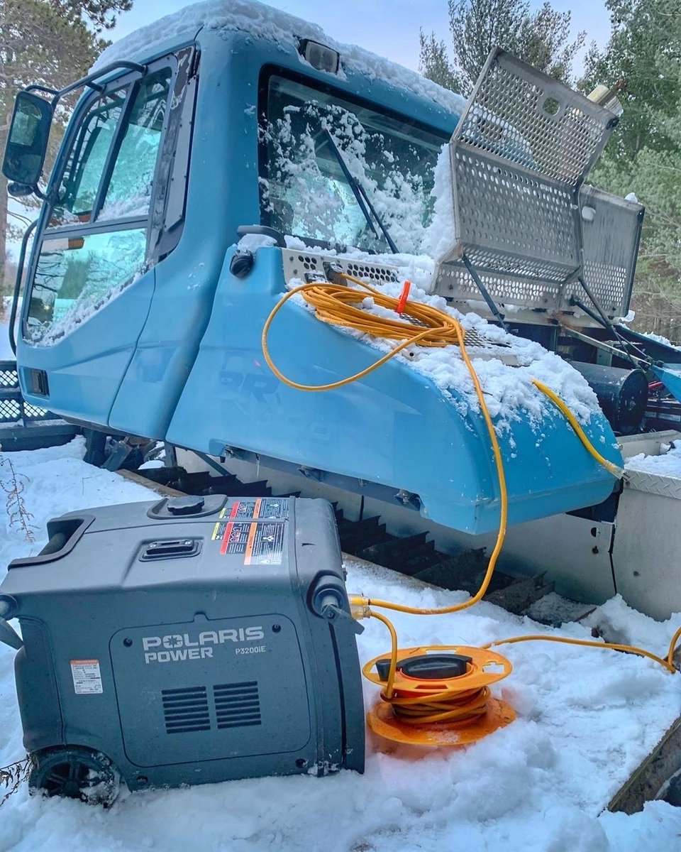 PolarisInc's tweet image. Extra power for extreme weather.
What’s the temp where you are today? 

#THINKOUTSIDE #PolarisPower

@Levi_LaVallee 
@PolarisSnow 
@PolarisRZR 
@PolarisORV