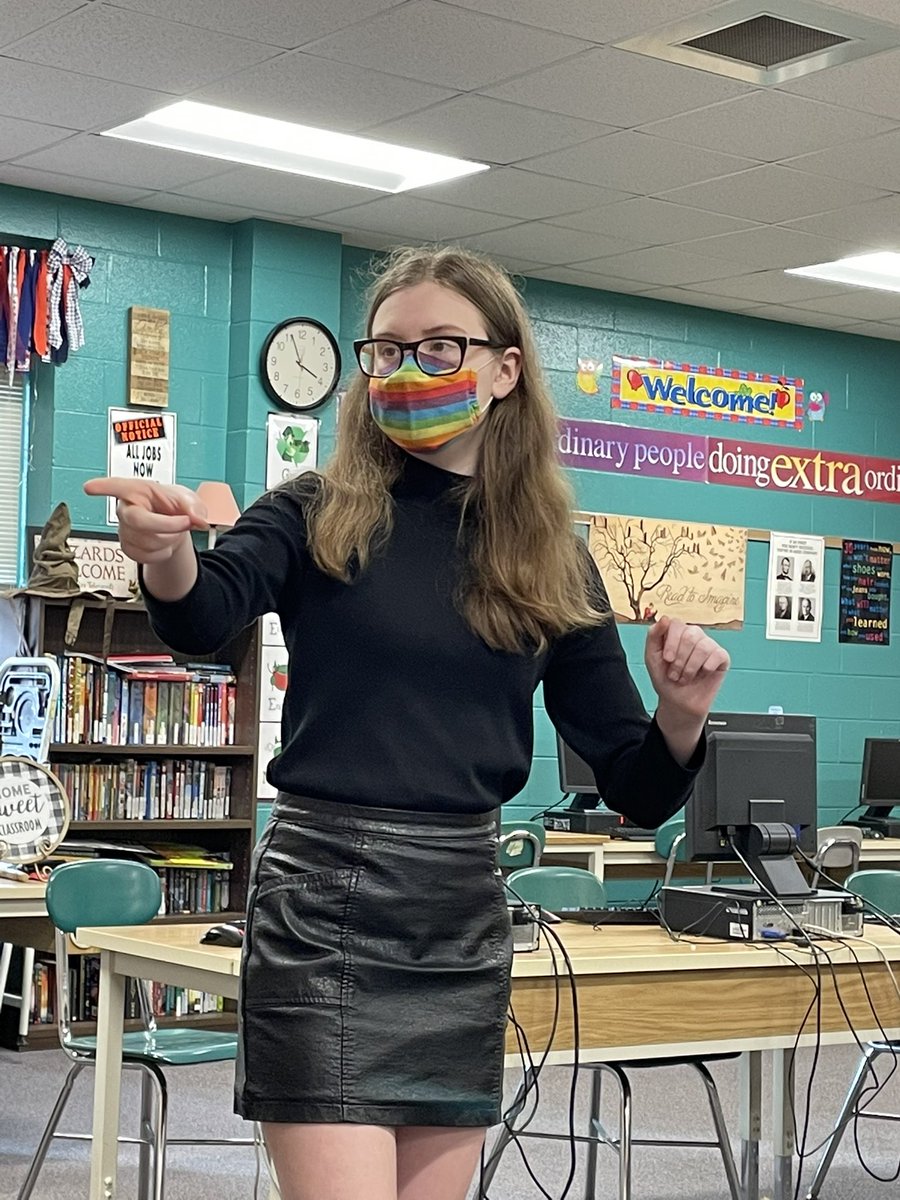 Christina Reynolds tweet media
