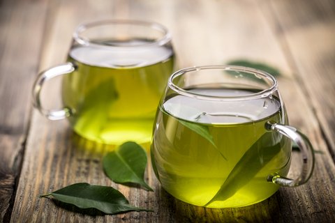 LoriShemek's tweet photo. Did You Know There are 9 Types of Green Tea?

1. Matcha
2. Sencha
3. Gyokuro
4. Kabusecha
5. Bancha
6. Genmaicha
7. Hojicha
8. Kukicha
9. Konacha

If you dislike the flavor of the typical green tea, perhaps you're drinking the wrong type. 🍵

#greentea #antiinflammatory #health https://t.co/K9vWfLTaUX