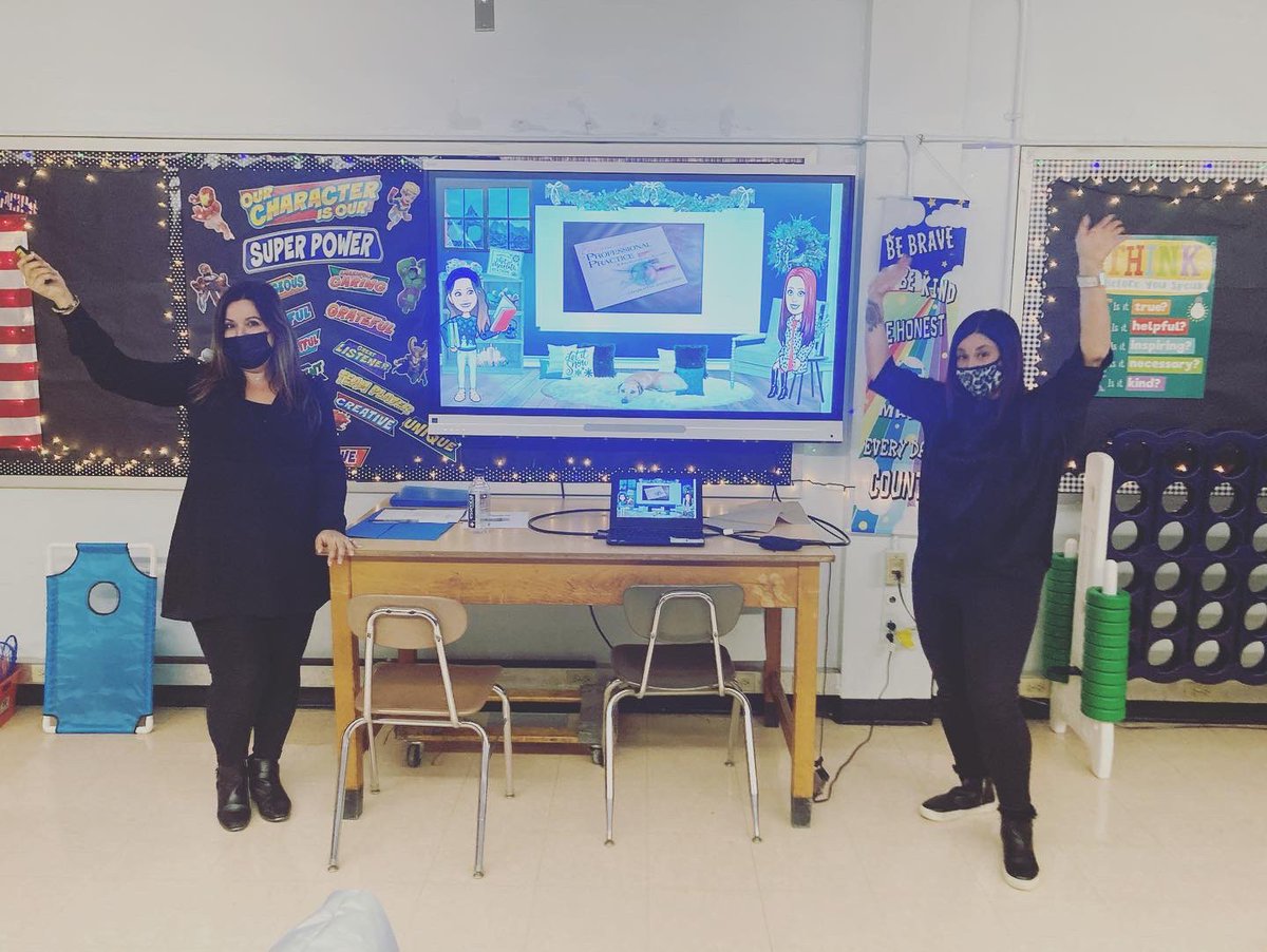 IS27Prall's tweet image. Our teachers hard at work after hours! #teacherslearning #danielsonframework #bestptactices