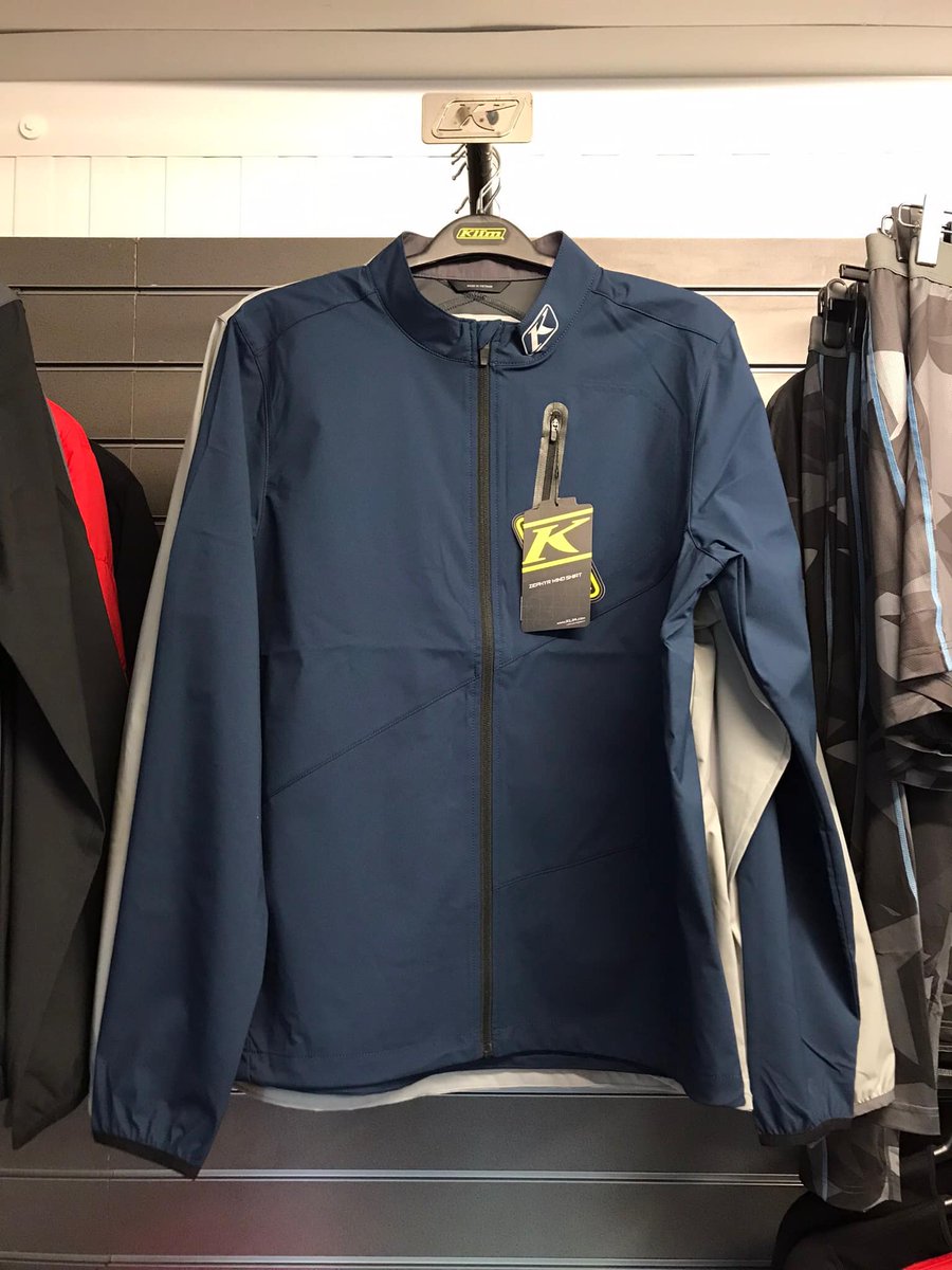RuggedRoads's tweet photo. NEW KLIM CLOTHING
We now stock Zephyr Jackets! They’re windproof, water resistant &amp; fold up really small.
Wear them over base layers and under Mesh Motorbike Jackets.

#ruggedroads #klim #zephyr #motorbikeclothing #adventurebiker #adventurerider #waterproof #windproof #jacket https://t.co/4N46RGQ53q