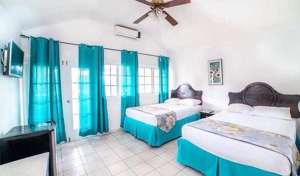 Nikaskw's tweet image. JAMAICA
Mar.25-27,22
Negril Beach Club
Round trip for 2 @ $2131.15
#SeeOneWantOneBookOne 
See One✈ Want One✈ Buy One
Swbexpeditions@gmail.com 
SWB Expeditions Group
Modifications upon requests - MAKE this TRIP CATER to YOU!!
*Prices very
#montegobay #Jamaica #vacation