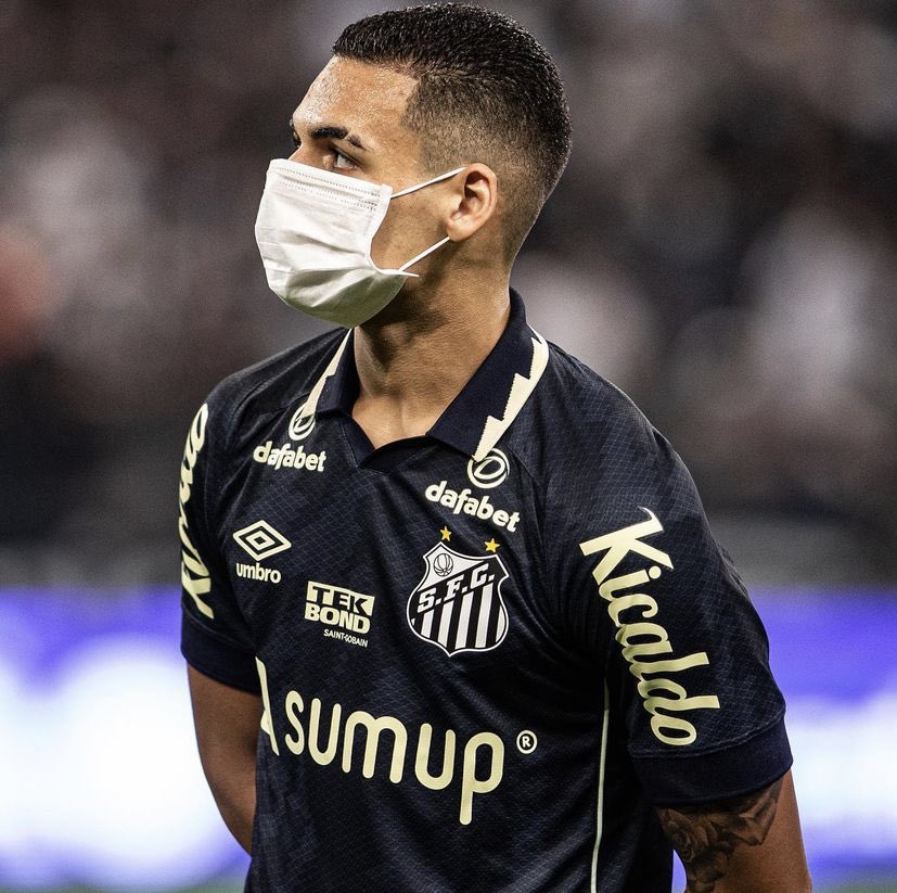 kaikyfernandes_'s tweet photo. Grande partida na noite de ontem, feliz por estrear a temporada com vitória. Seguimos cada vez mais fortes. 💪🏻⚽️🤍 https://t.co/uejTrPy1sN