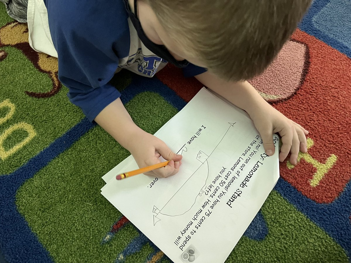 conner_CRES's tweet photo. Mathematicians using a variety of strategies to help them solve word problems. @RandiBlue3 https://t.co/lNdviPRb5O