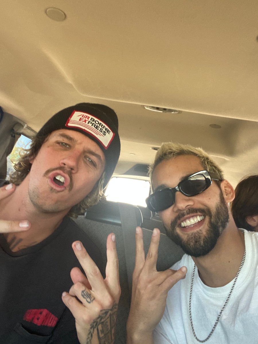 Ryan Ellis tweet media