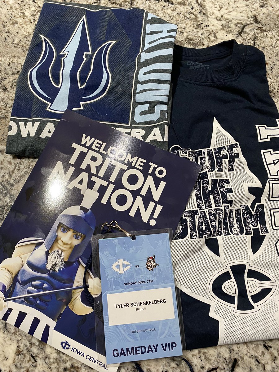 TylerSchenkelb1's tweet photo. I am excited to announce that I will be continuing my academic and athletic career @TritonNation. Thank you @SBLWarriorFB @GavinBlomberg66  @CoachTalto2 @CoachMinikwu . https://t.co/GU4TlIoqPR