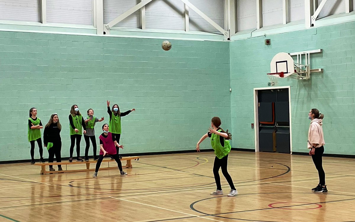 NLASC_Emma's tweet photo. Thank you once again to Kelly from @SirensNetball for delivering another great session to our @CoatbridgePE girls today.
They are really enjoying taking part in the #SirensforSuccess programme and learning new skills every week
π₯³ππͺπ»
@NetballScotland @CoatbridgeHigh https://t.co/Cni4s1V5Iq