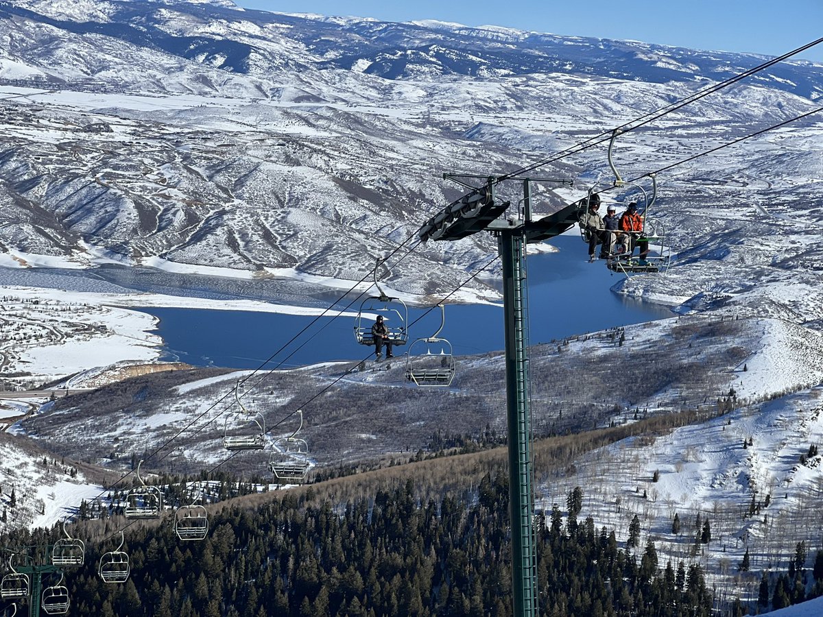 L_Imaging's tweet photo. Ski day at @deervalleyresort #snowday #ski #winter #skiing #skirun #snow #liftchair #chairlift #outdoors #outdoorliving #activelifestyle #active #skibuddies #instagood #instapic #instapicture #photo #picoftheday #picofday #photooftheday #skiutah #skivacation #travelphotography https://t.co/PWrxQyiwbI
