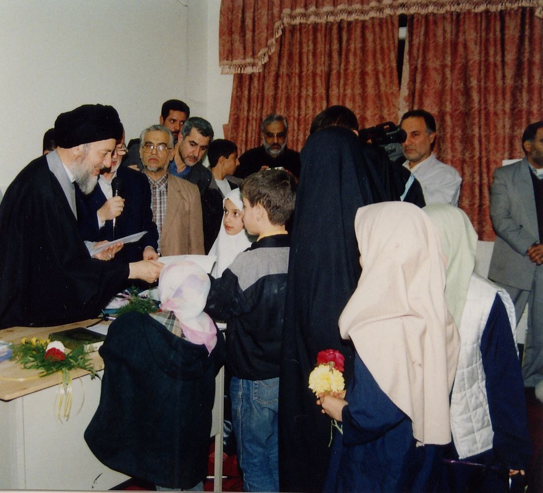 العراق لم يشهد تشيعا مليونيا الا في استشهاد السيد محمد باقر الحكيم

اي منزلة لديك يا ابا صادق🌿
#عهد_ووعد