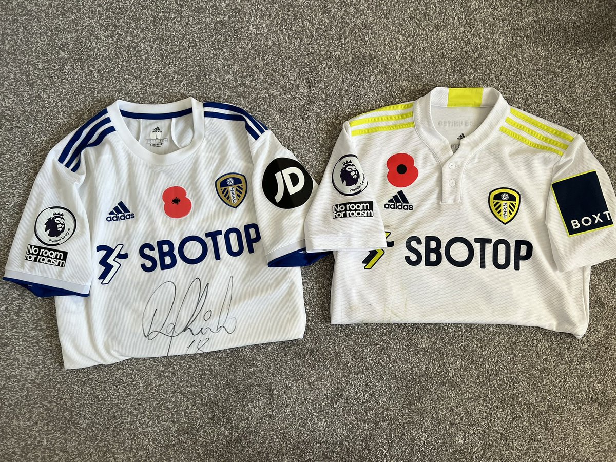 LUFCMatchworn's tweet photo. π§π· Not a bad player this Raphinha lad is he π
π Belting new addition, unwashed poppy shirt to go with last seasons.
#lufc #lufcmatchworn #matchworn #matchwornshirts https://t.co/QIJO2MFX1P