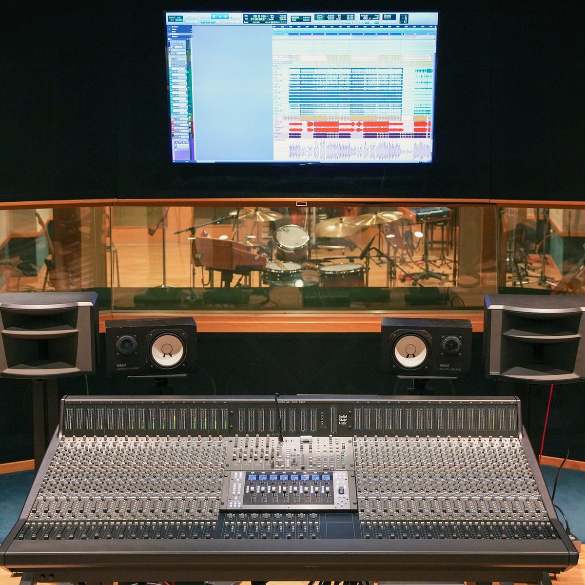 solidstatelogic's tweet photo. Belmont University's World-Renowned Audio Engineering Technology Program Acquires Two Solid State Logic ORIGIN Analogue Consoles
https://t.co/0XPlQ2TaSB
All images credited and with thanks to Belmont University
#SSL #SolidStateLogic #ThisIsOurORIGIN #SSLEducation https://t.co/usIxer9An5