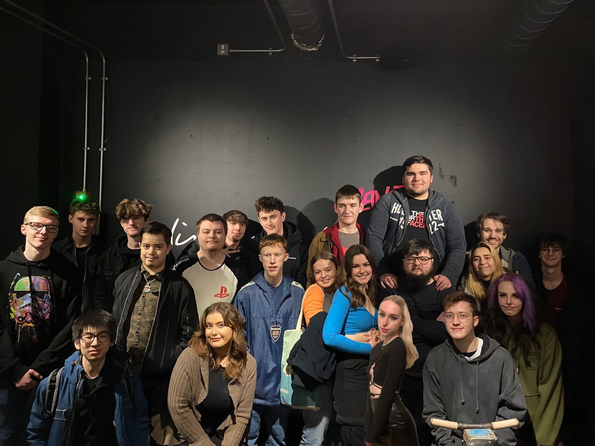 🎳Bowling Event🎳

Thank you all for attending our Bowling Event!☺️ - It was a great success, we have some professional bowlers amongst us! Can't wait to see you at the next event❣️