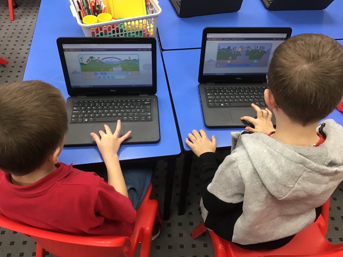 easterside_a's tweet photo. In Ks1 computing this week we have learnt more about algorithms to help monkey get to his treasure. We have been using code monkey on hour of code. #EastersideComputing https://t.co/pSW2Hm59En