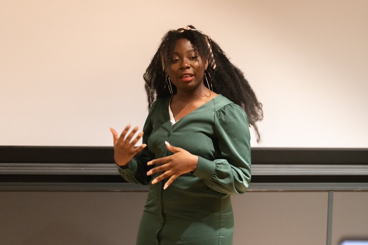 ⚪️ [#Engagement] Notre co-fondatrice <a href="/peaceandlau/">Lauren Lolo Yapoga #MesTweetsNengagentQueMoi</a> était à la baguette d’une master’class sur le thème « Jeunesse et Démocratie » le samedi 23 janvier dernier !

Une intervention survenue dans le cadre du hackhaton organisé par l’association <a href="/PenserLapres/">Penser L'après...</a>.