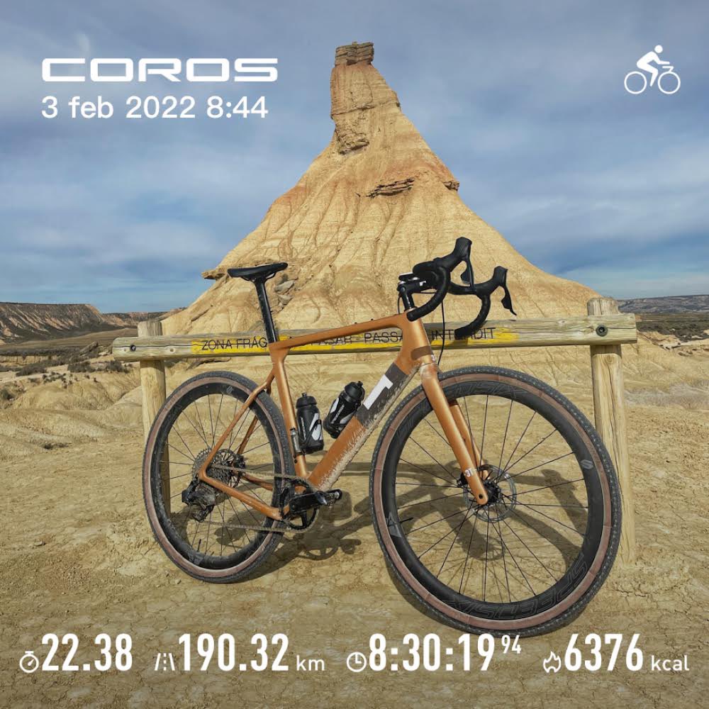 RikiAbad's tweet photo. Ocho horas y media de disfrute con la Exploro por las Bardenas!!!
Poco a poco vamos cogiendo golpe de pedal para la larga distancia!!!
#bardenasreales #castildetierra #3texploro #gravel #disfrutar https://t.co/KpgGgsB903