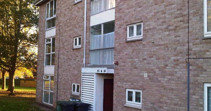 ExeterCouncil's tweet image. Former council homes in Exeter could be bought back by the local authority to help end rough sleeping in the city.
We want to hear from leaseholders who currently own ex-Exeter City Council one-bedroom properties, and may be considering selling.
Read more: bit.ly/35C5ZGG