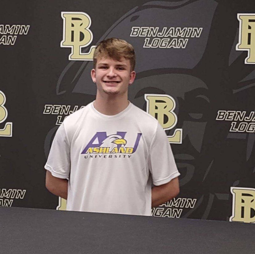 Blessed and happy to see @Alec_Rodey sign with Ashland yesterday.  Glad to see him join the ranks of our other collegiate athletes - in all sports.  🏈 Keep grinding folks!  #appreciated