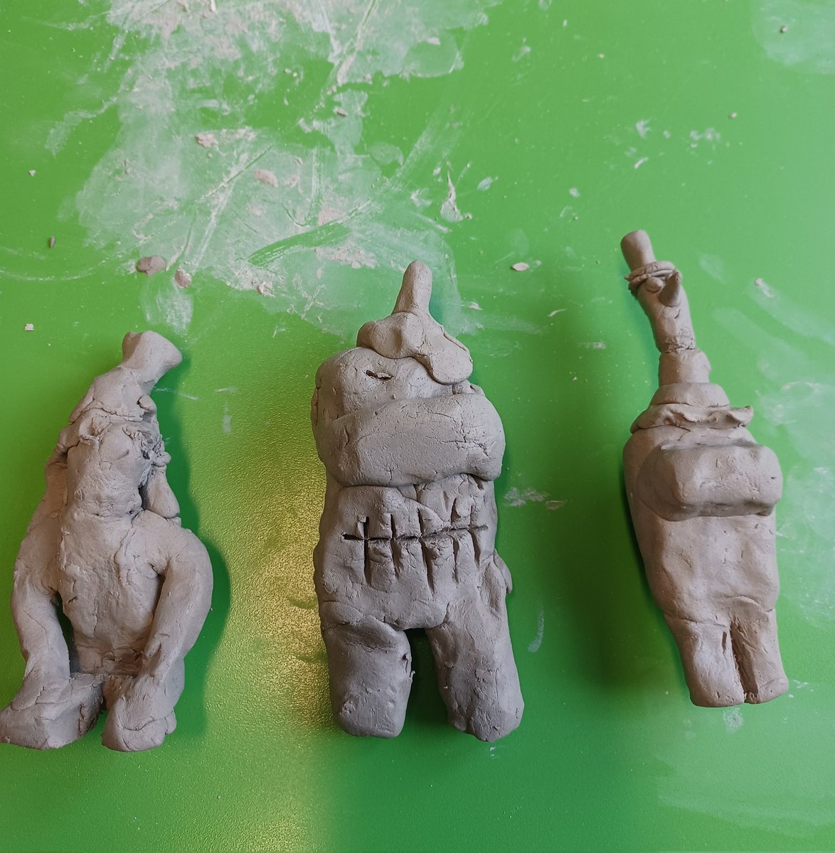 TheParksElsa1's tweet photo. ELSA session - we used clay in our session today - while chatting about our week and the weekend 
@DeltaTheParks 😀 https://t.co/T5O4Vn9WZW