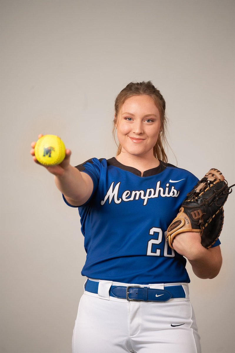🤩 Coaching these ladies is one thing- watching them grow into fierce, courageous women is another! Let’s goooo!🔥 <a href="/MemphisSoftball/">Memphis Softball</a> #GTG <a href="/samibizzle14/">sam 🐾</a> <a href="/BasshamHannah/">Hannah Bassham</a> #year4