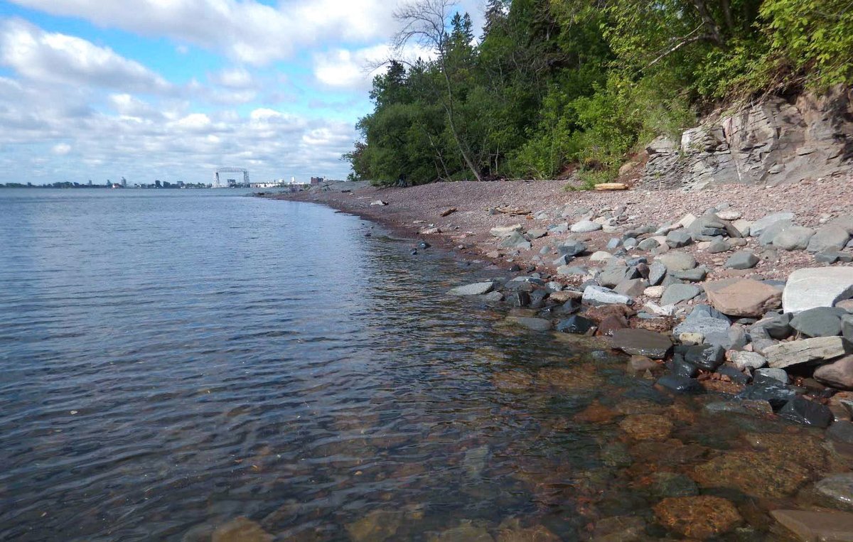 Five beaches in the #Duluth area experience spikes of #Ecoli bacteria, making the water unsafe at times for recreation. Recommended clean-up strategies include #stormwater management, education and outreach activities, and more. More information: bit.ly/3uiURJk