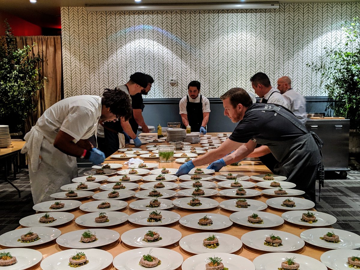 devourphoenix's tweet image. Ready, set, go! Tickets for the Seven Chefs Dinner are now on sale! They are limited so grab them while you can 🚨 

Tickets are $175, which includes libations and this once-in-a-lifetime in person meal  😋

devourphoenix.com/seven-chefs-di…